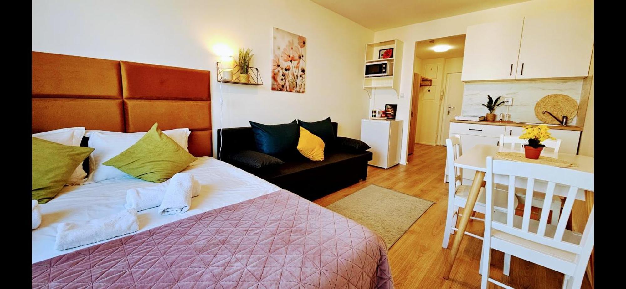 Live Apartament